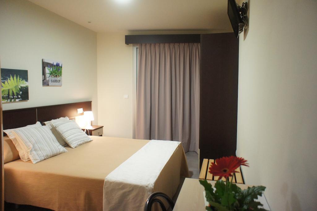 Mr Hotel *